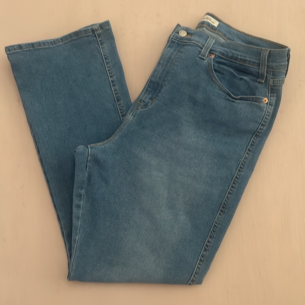 Signature Levi Strauss Hi-Rise Kick Boot Cut